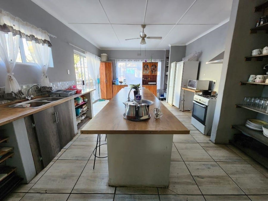 3 Bedroom Property for Sale in Heuwelsig Northern Cape